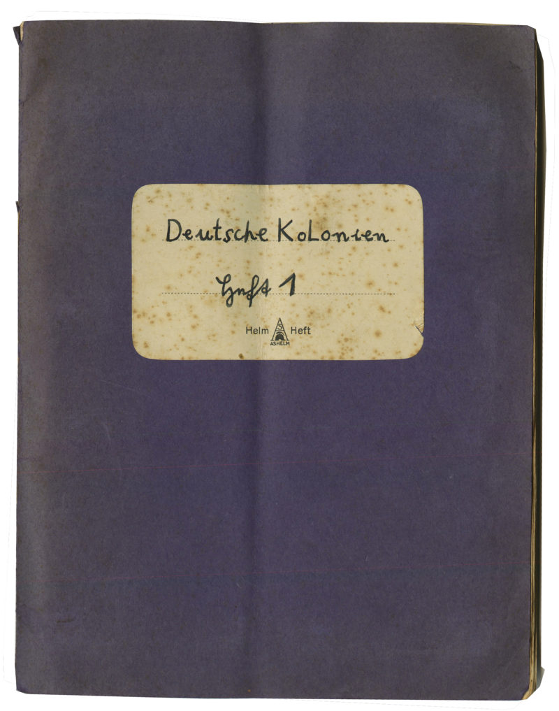 A book cover with the title of deutsche kolonien.